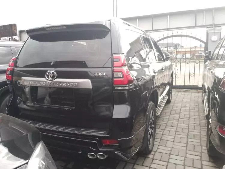 Toyota Landcruiser Prado