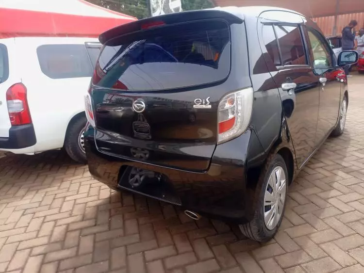 Daihatsu Mira 