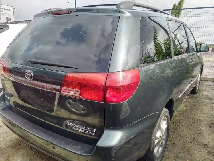 Toyota Sienna