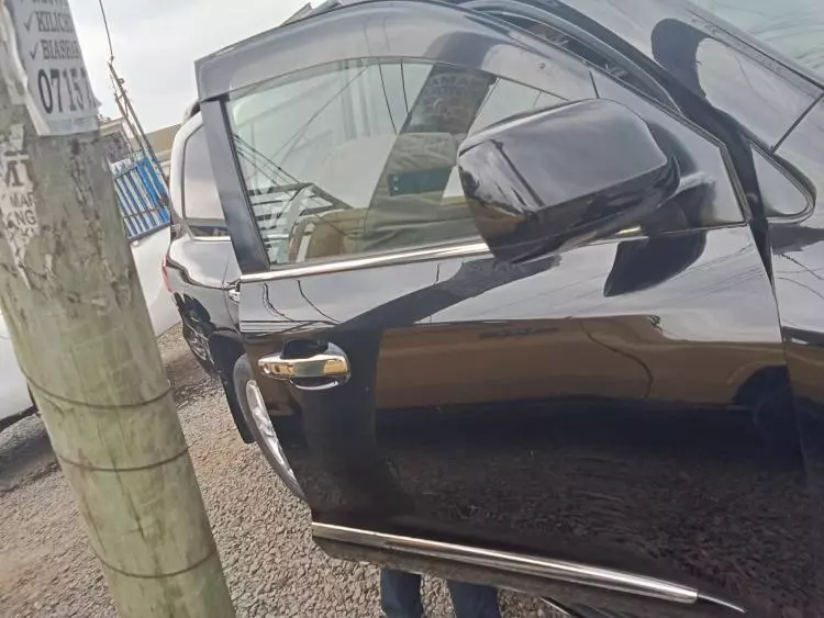 Toyota Land Cruiser V8