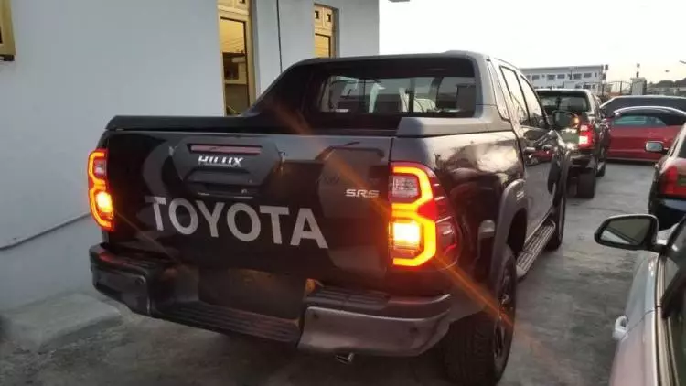 Toyota Hilux