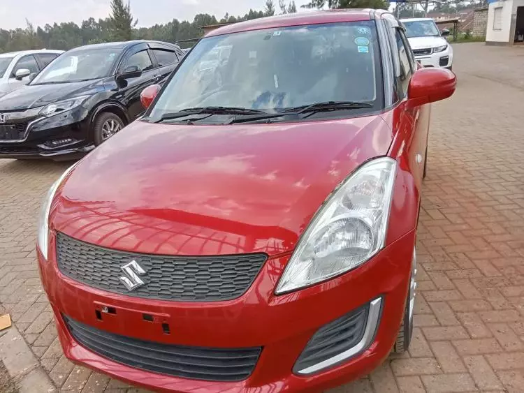 SUZUKI Swift