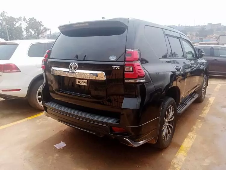 Toyota Landcruiser Prado