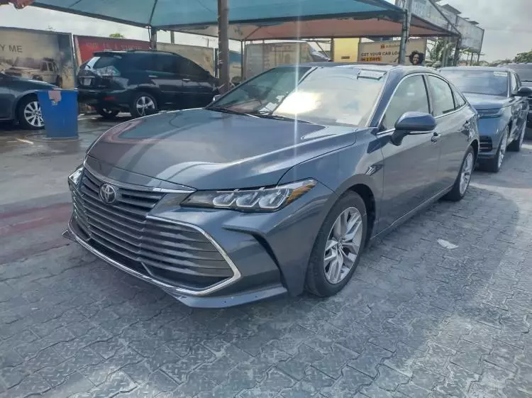 Toyota Avalon