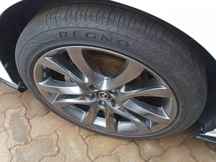 Mazda Atenza