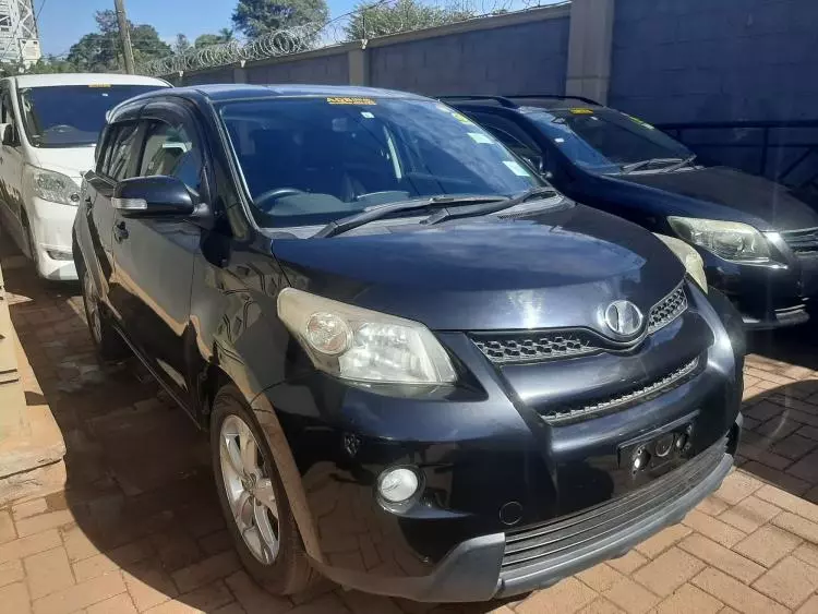 Toyota Ist 