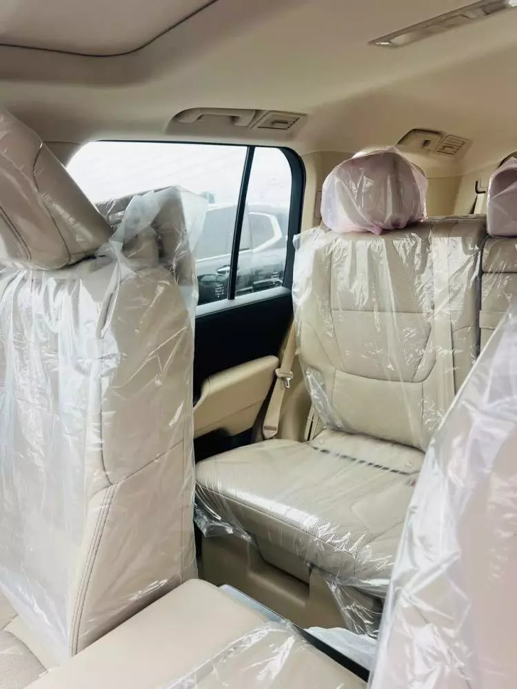 Toyota Land Cruiser VX