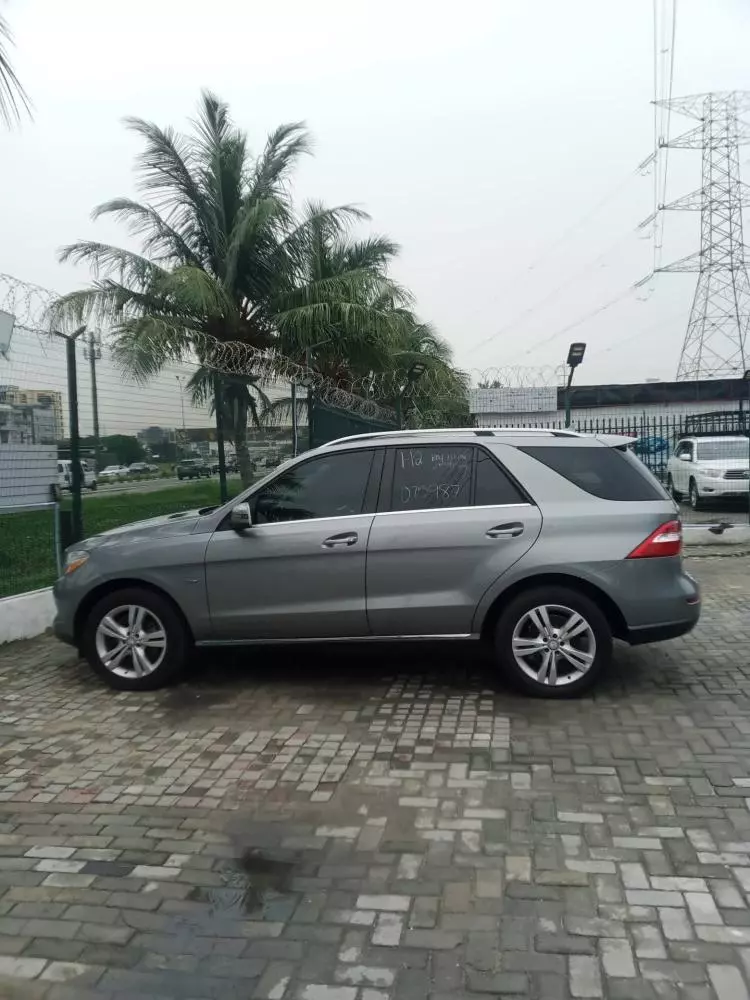 Mercedes-Benz ML 350