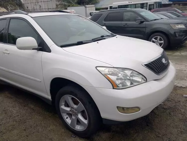 Lexus RX 330