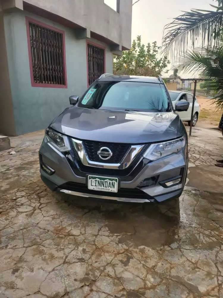 Nissan Rogue