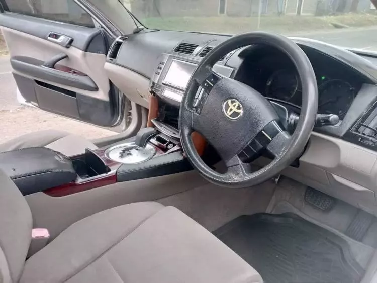 Toyota Mark X