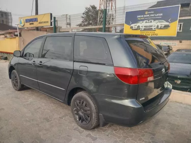 Toyota Sienna