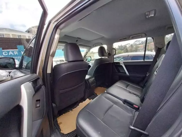 Toyota Landcruiser prado TX