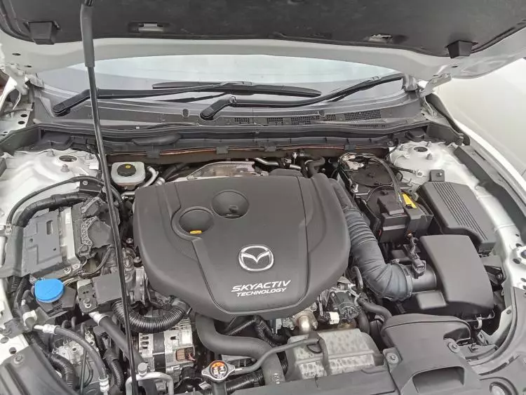 Mazda Atenza