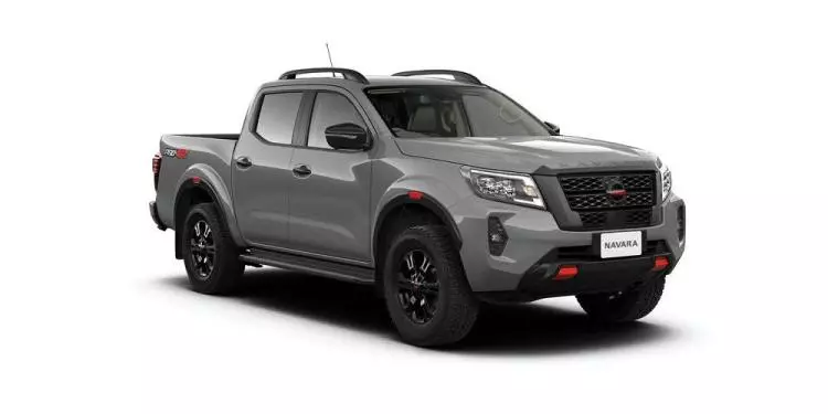 Nissan NAVARA XE+