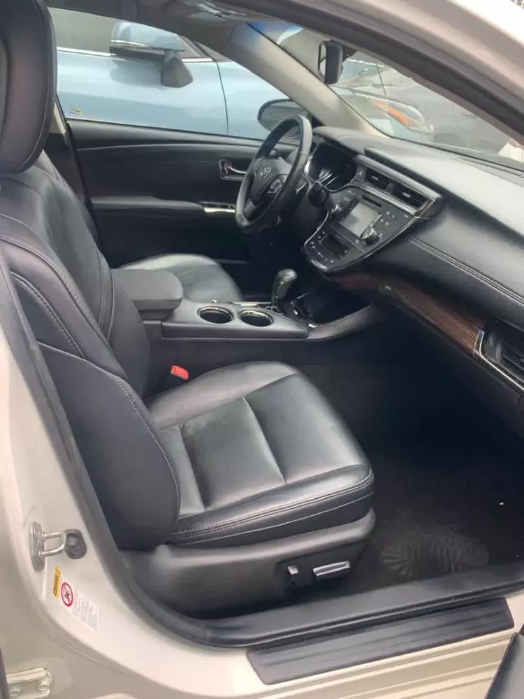 Toyota Avalon