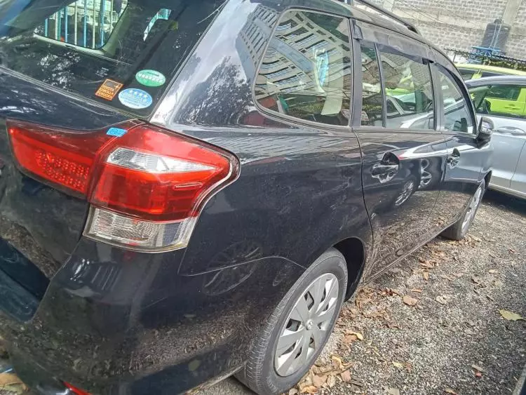 Toyota Fielder