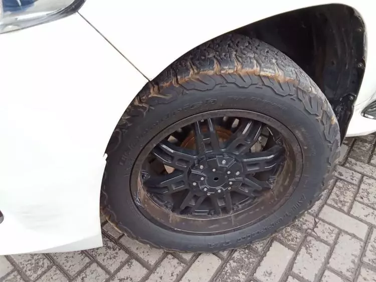 Toyota Landcruiser  V8