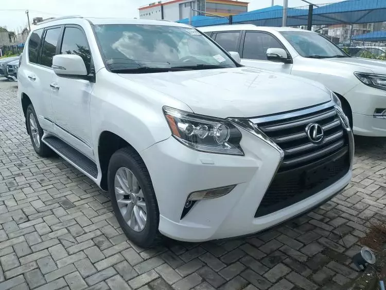 Lexus LX 570