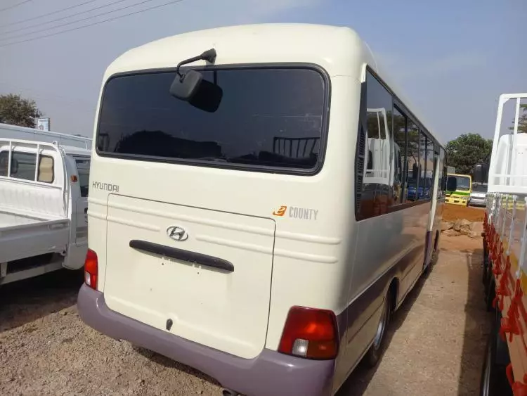 Hyundai county