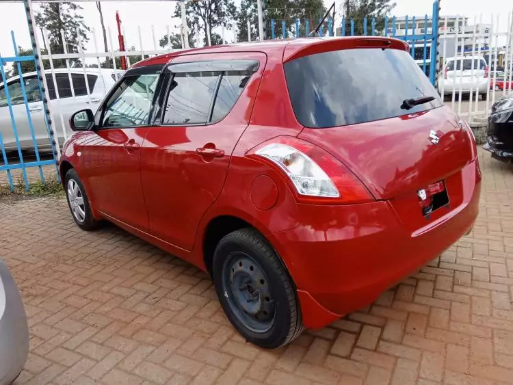 SUZUKI Swift