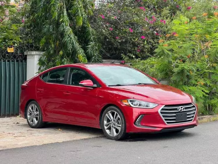 Hyundai Elantra