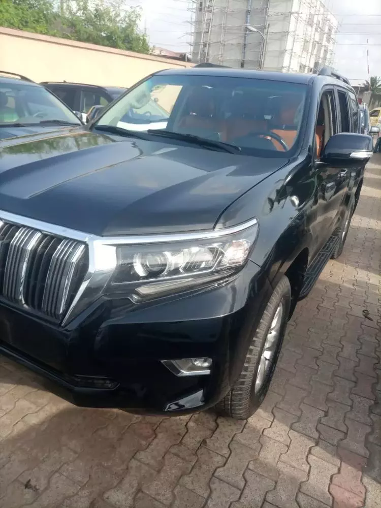 Toyota Landcruiser Prado