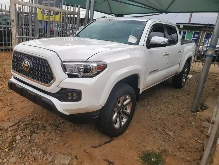 Toyota Tacoma