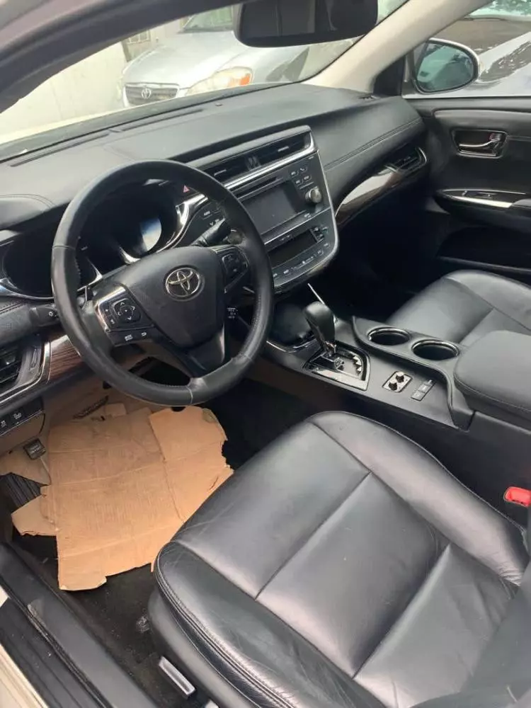 Toyota Avalon