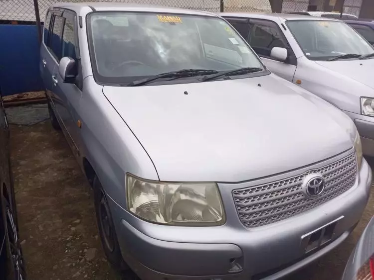 Toyota Succeed 