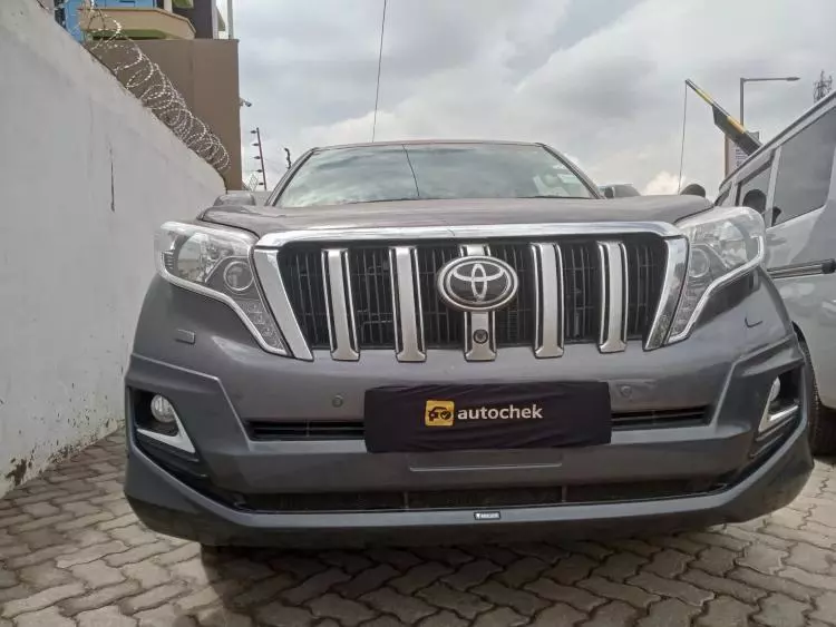 Toyota LAND CRUISER VGX