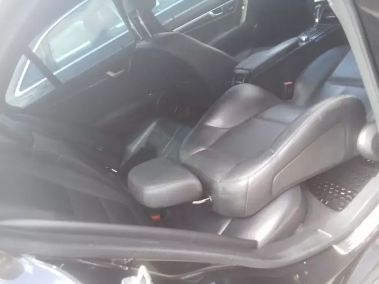Mercedes-Benz C200
