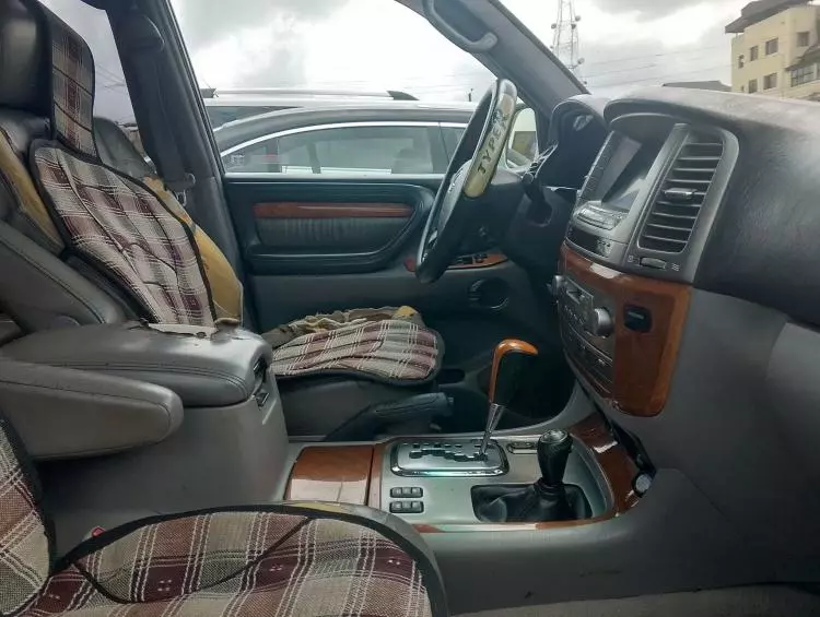 Lexus LX 470