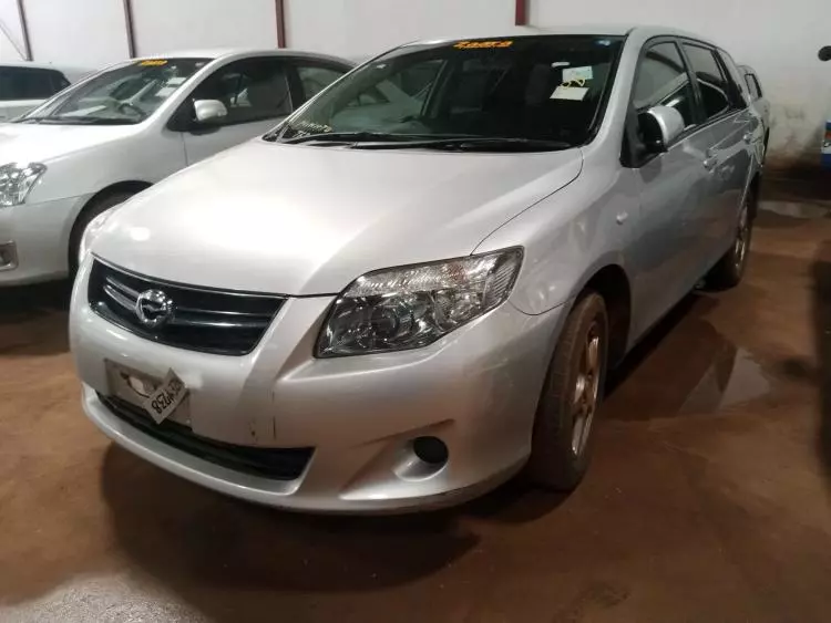 Toyota Fielder 