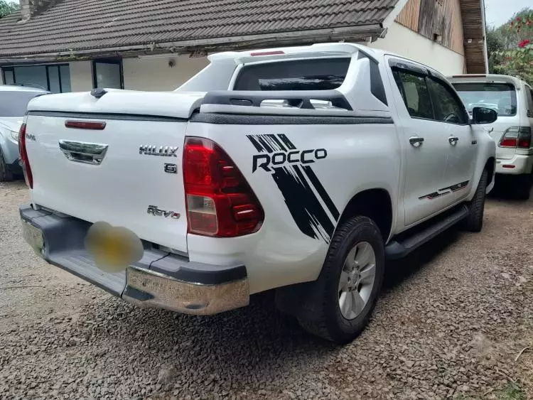 Toyota Hilux Revo 