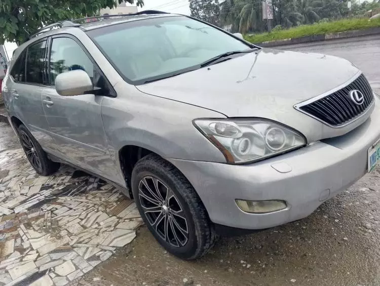 Lexus RX 330