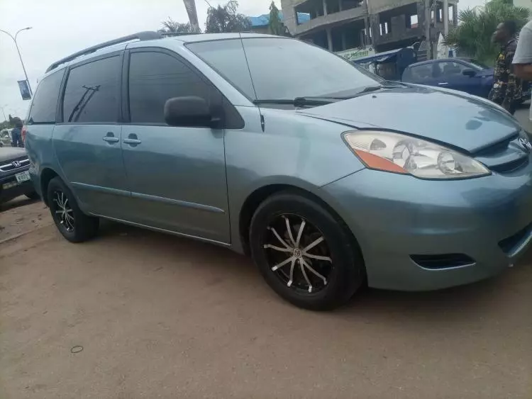 Toyota Sienna