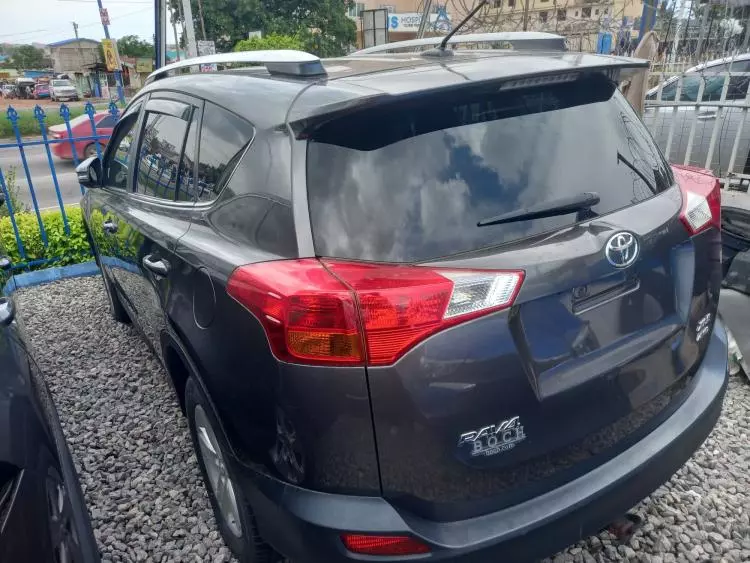 Toyota RAV 4