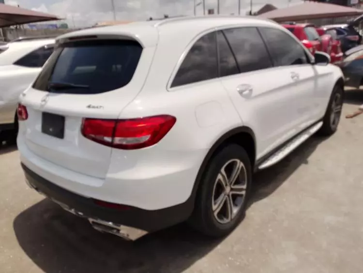 Mercedes-Benz GLC 300