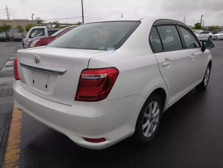 Toyota Axio