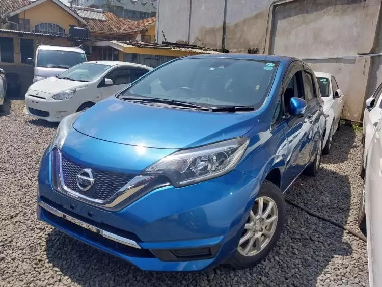 Nissan Note medalist