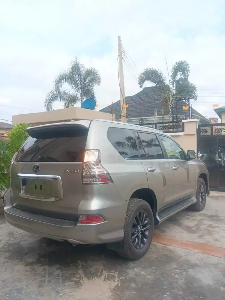 Lexus GX 460