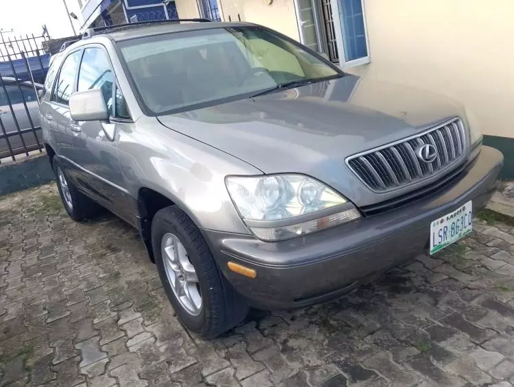 Lexus RX 300