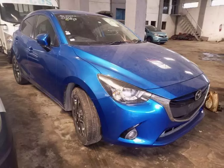 Mazda Demio