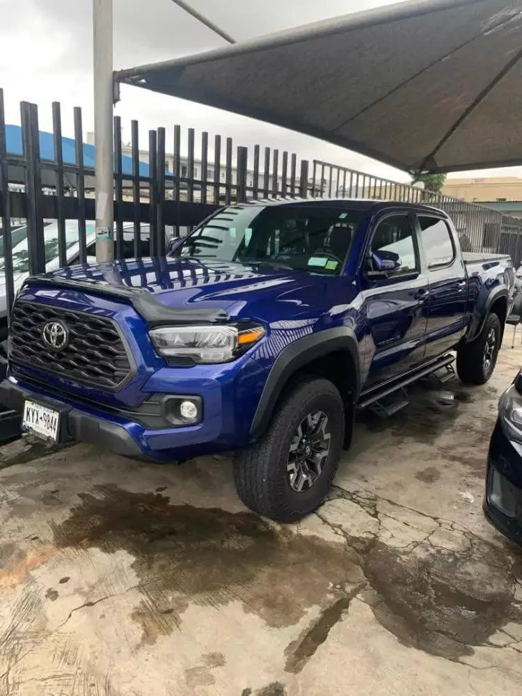 Toyota Tacoma