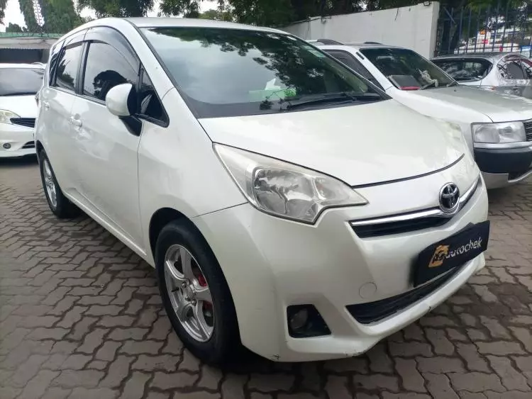 Toyota Ractis