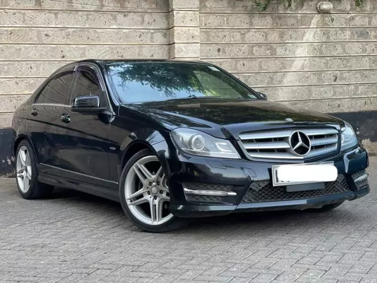 Mercedes-Benz C 200