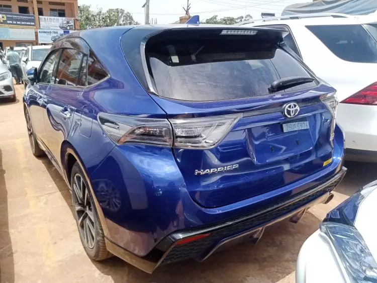 Toyota Harrier GR
