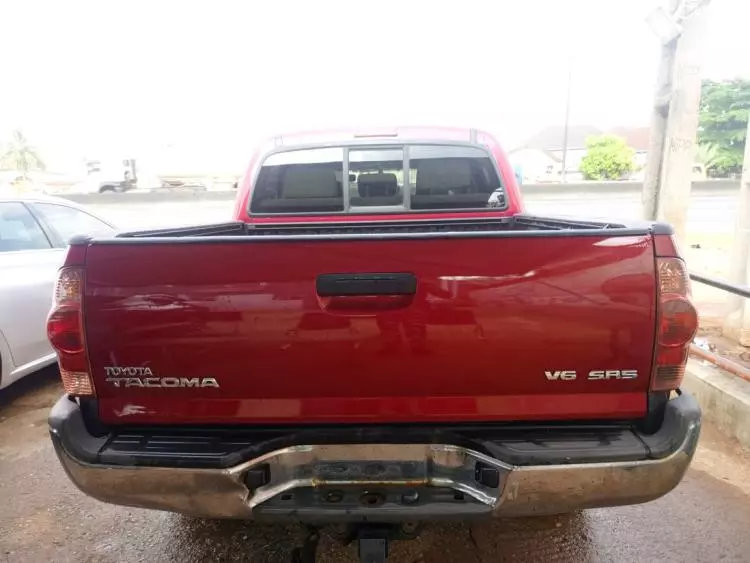 Toyota Tacoma