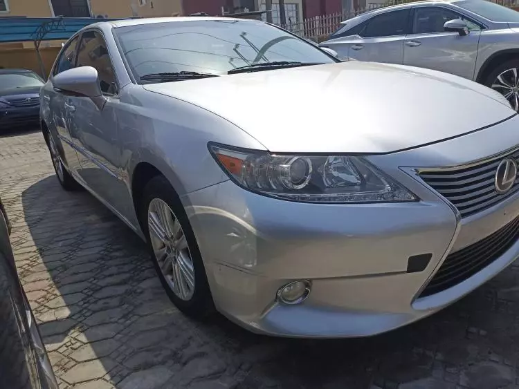 Lexus ES 350